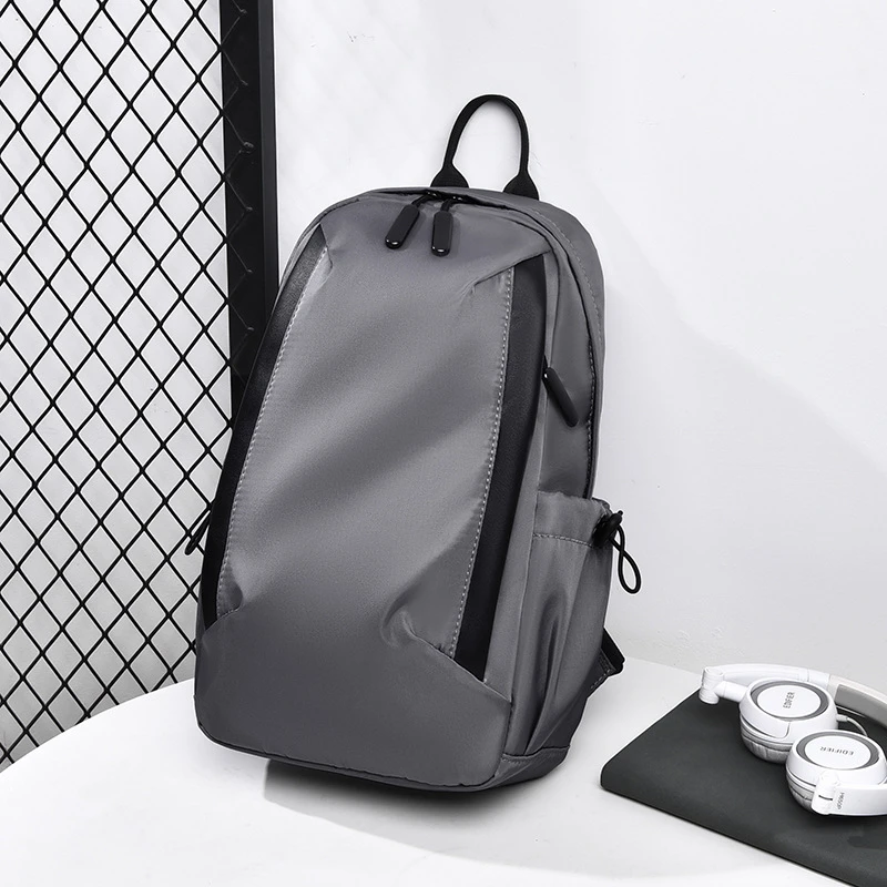 男包新款潮流男士单肩斜挎包韩版时尚运动背包简约大气防泼水胸包