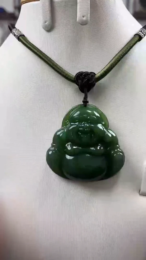 颈饰未镶嵌和田玉佛公