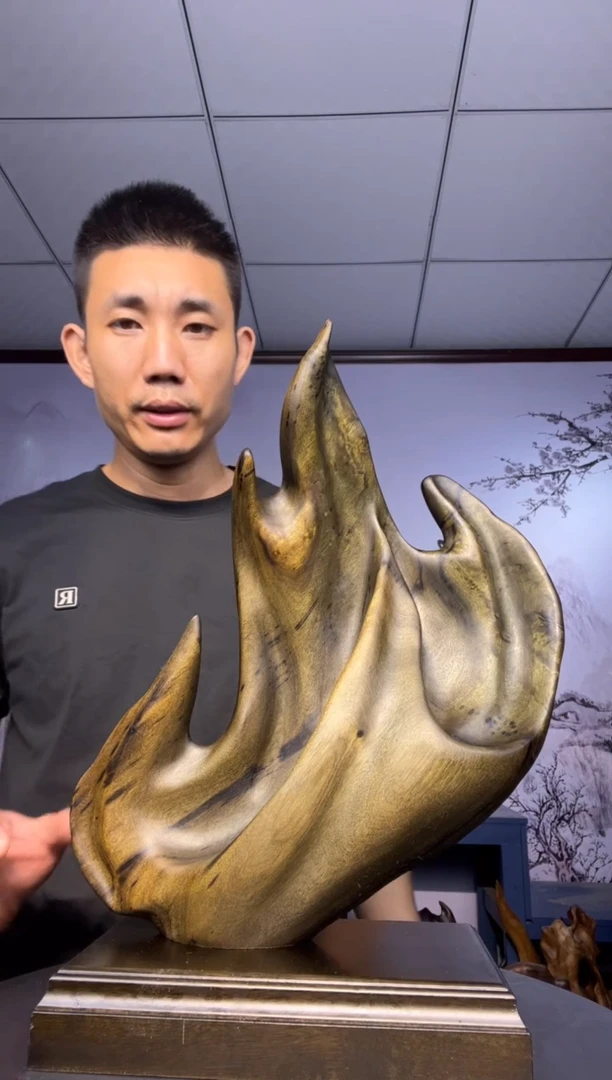 金丝楠?**?金丝楠木工艺品摆件