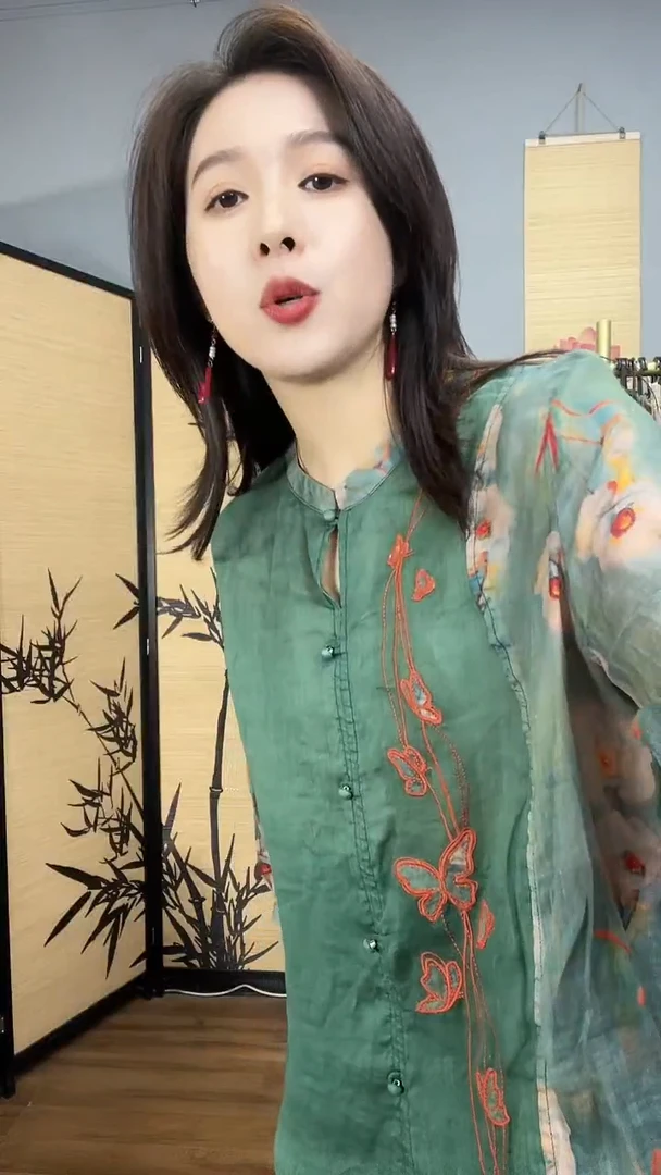 复古国风苎麻刺绣印花衬衫