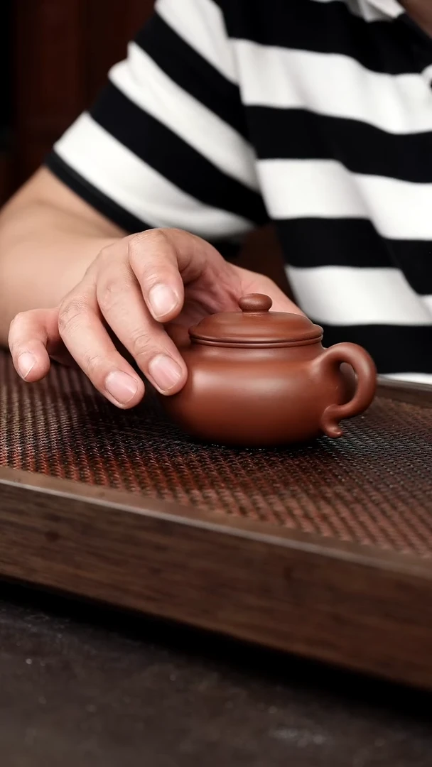 茶壶紫砂底槽清仿古+矿标证书