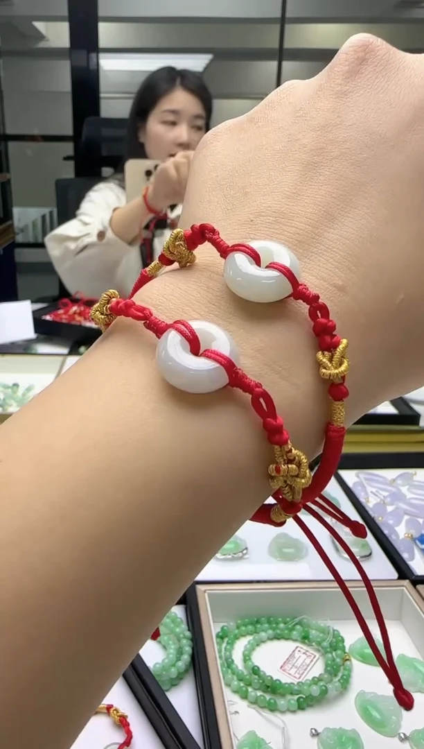 【闪购商品】翡翠颈饰未镶嵌多样性发其一