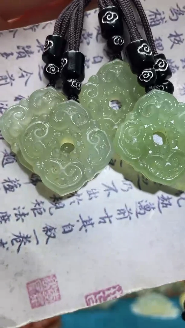 未镶嵌岫玉吊坠多样性发*货拍一发一