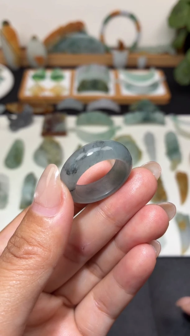 未镶嵌定制翡翠戒圈