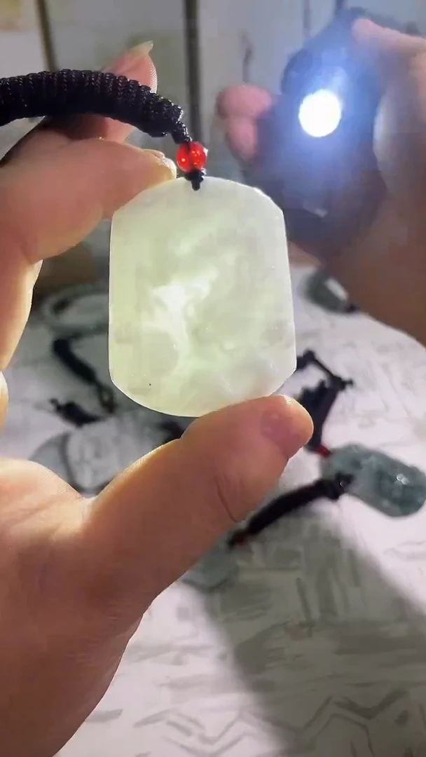 颈饰未镶嵌翡翠12/19    6