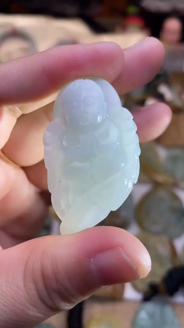 颈饰未镶嵌翡翠天使