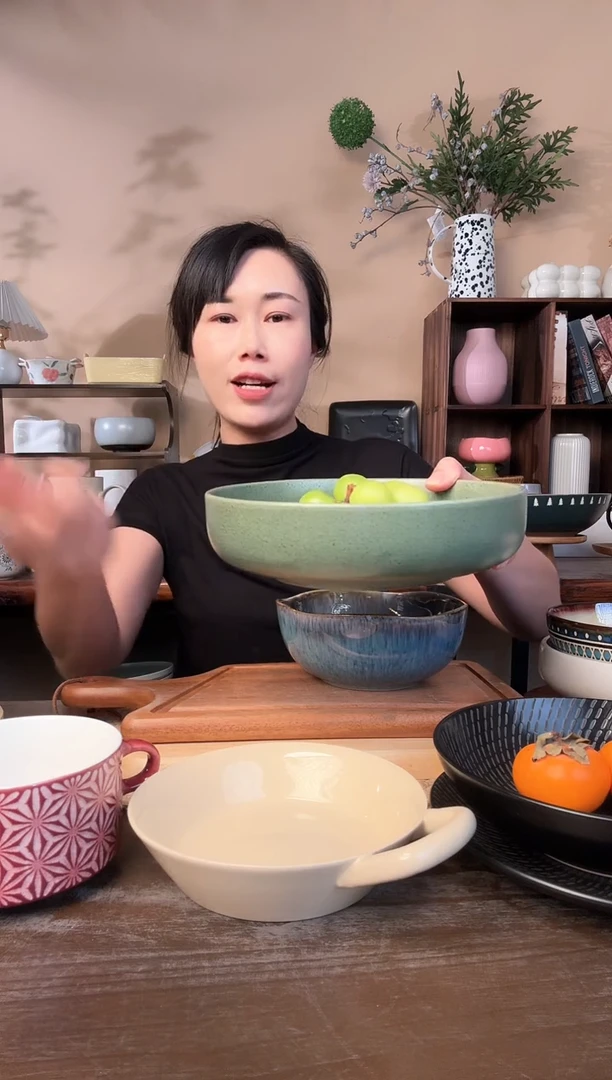 8.8英寸窑变绿麻点深盘微瑕