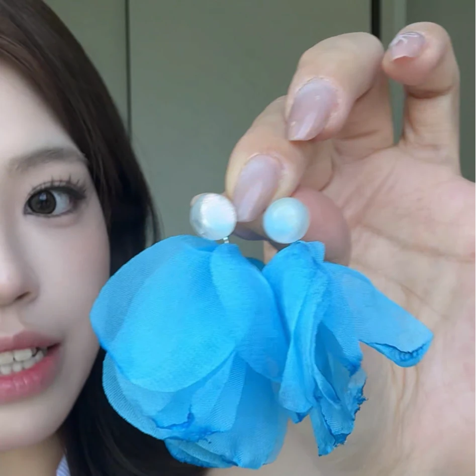 合金布艺耳饰 超仙氛围感蓝色雪纺耳钉温柔小众设计度假风耳饰