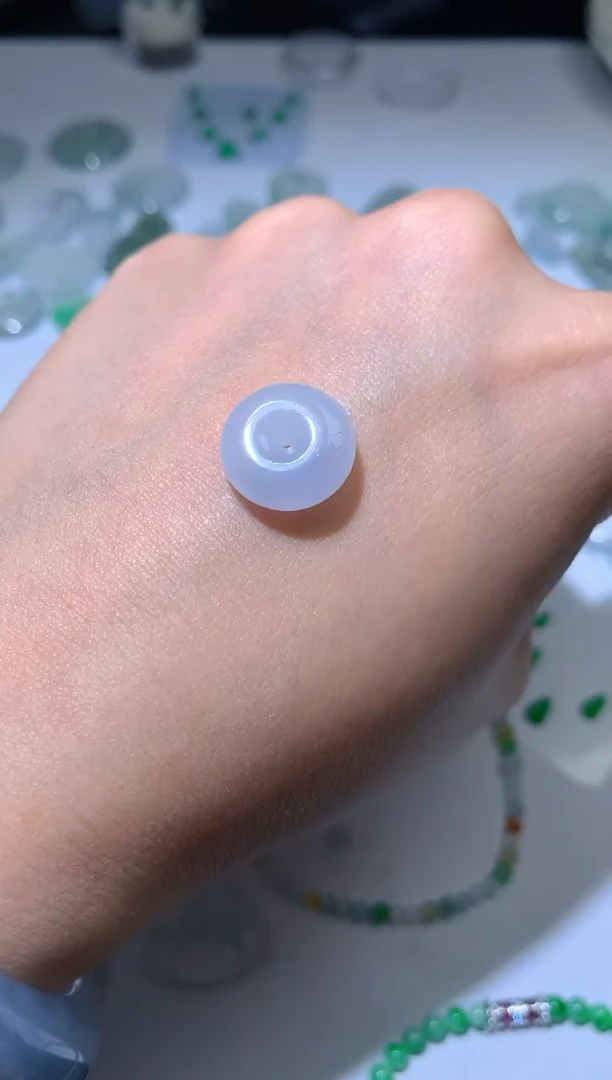 未镶嵌定制翡翠毛货