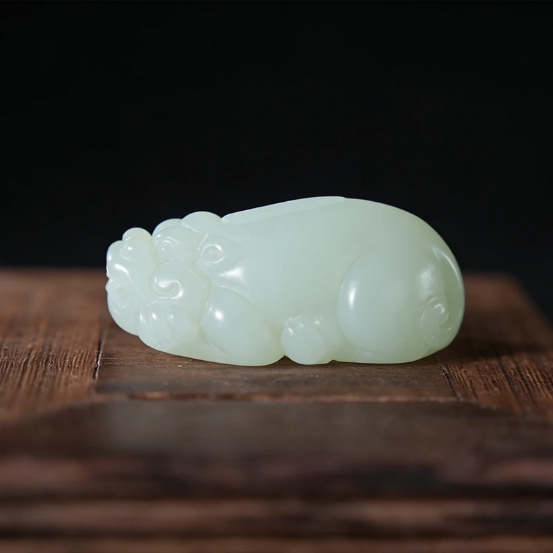 lot9 和田玉貔貅手把件/M51224-564655 保利山东