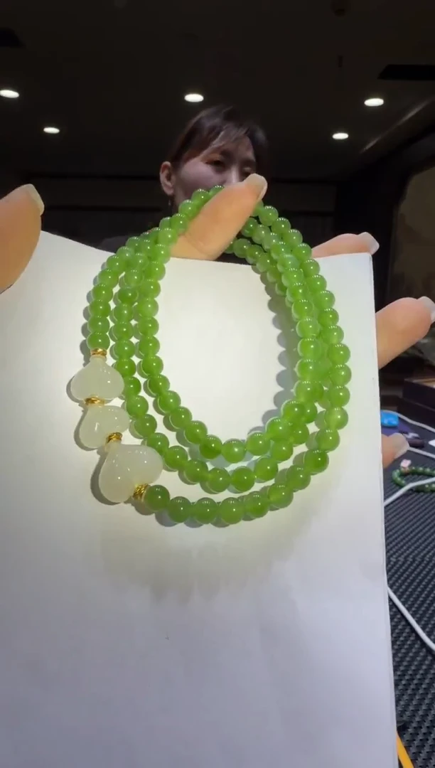 颈饰未镶嵌和田玉项链