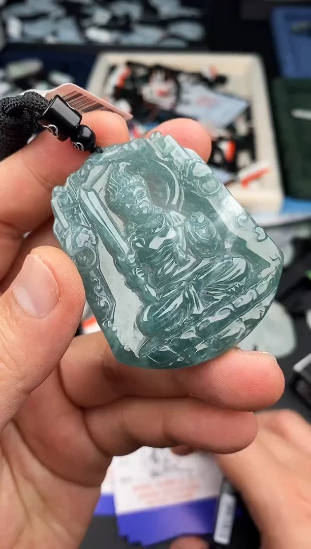 【闪购商品】翡翠颈饰未镶嵌  天然翡翠，一物一图