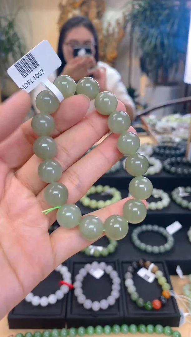 未镶嵌手串和田玉卡12