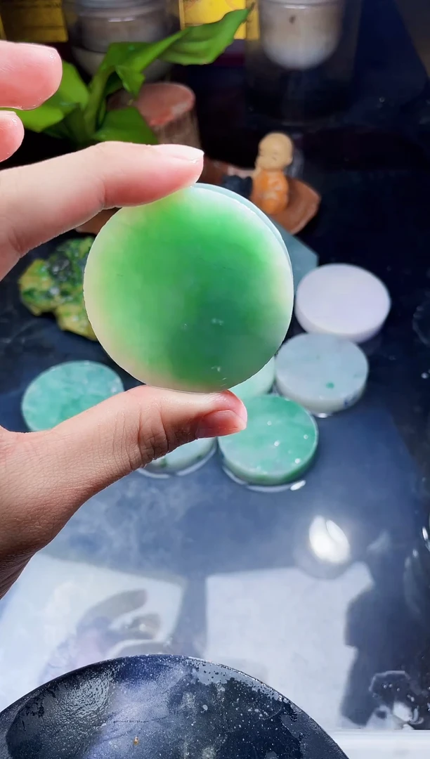 未镶嵌挂件翡翠小徐50