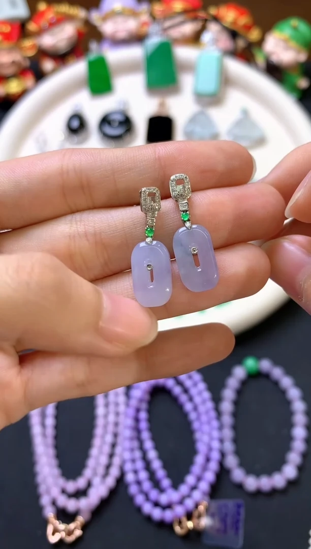 翡翠18K金镶嵌耳饰耳饰