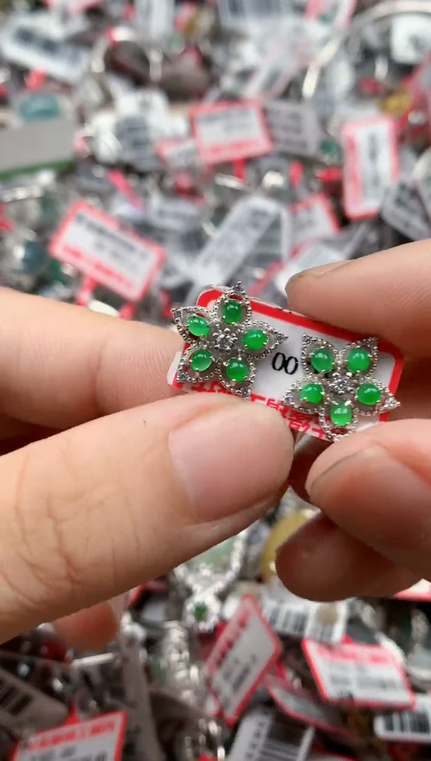 银S925镶嵌戒指翡翠天然A货缅甸翡翠