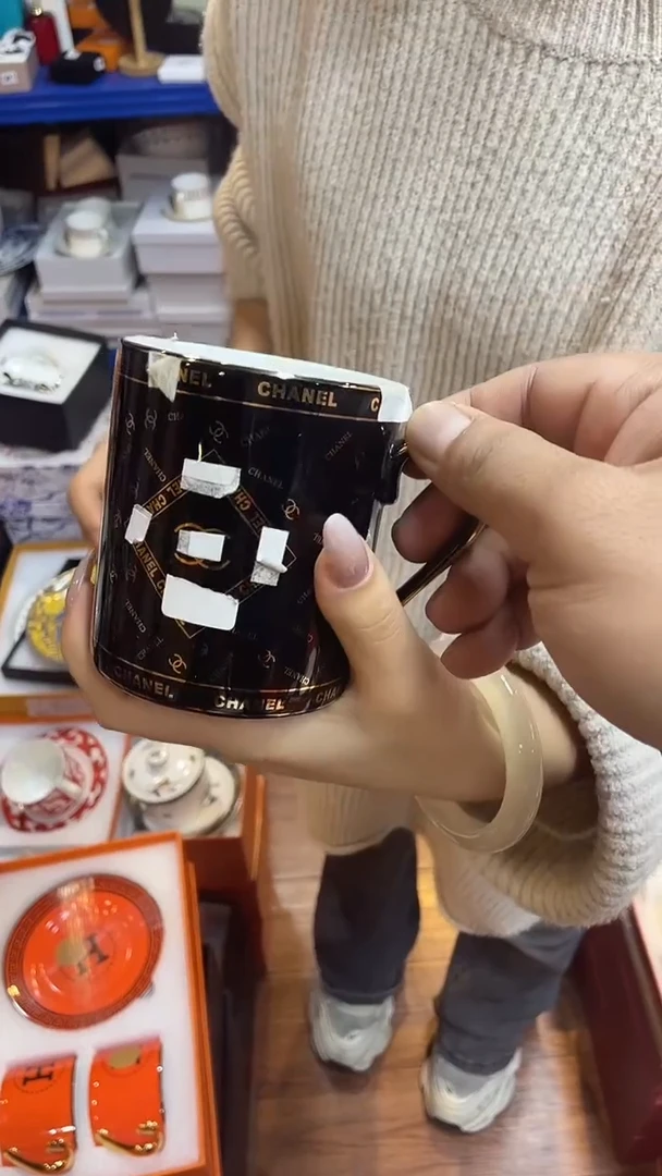 杯鸿辉家品牌瓷器，京东包邮！