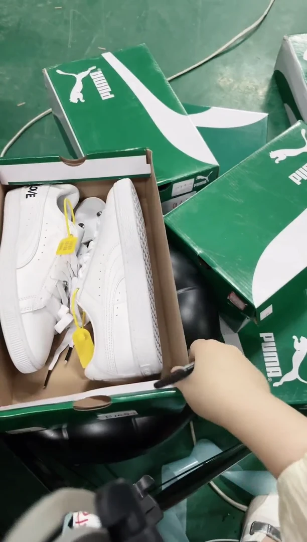 彪马时尚运动休闲鞋36M  C75