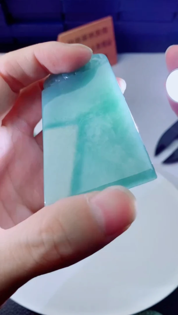 翡翠未镶嵌颈饰11111