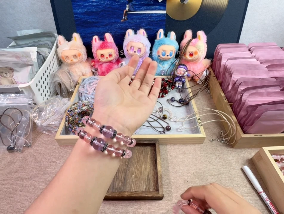无合成金属粉色仿水水手串