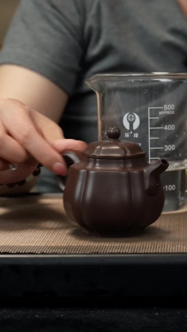 茶壶紫砂老紫泥筋纹风谣190cc