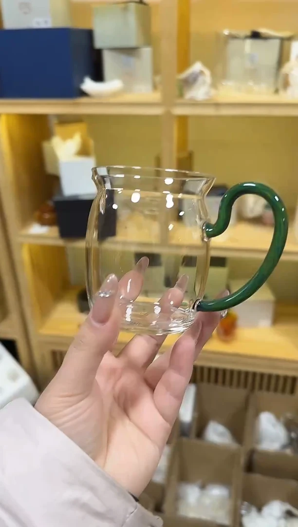 玉见绿彩雅然公道杯