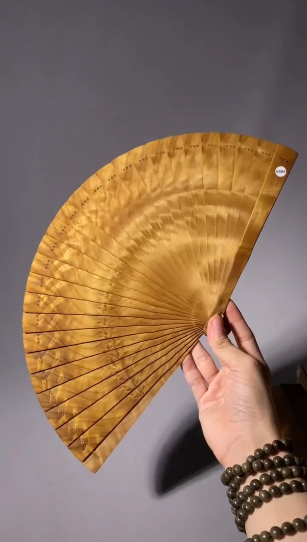 金丝楠荣**号618号21cm小叶桢楠扇子