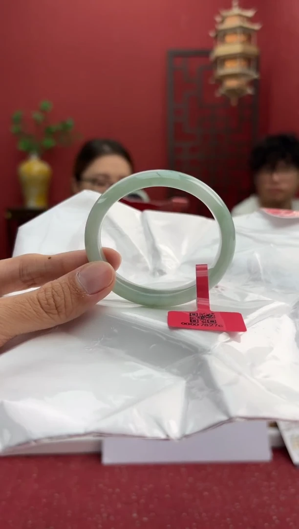 未镶嵌手镯（贵妃镯）翡翠翡翠手镯
