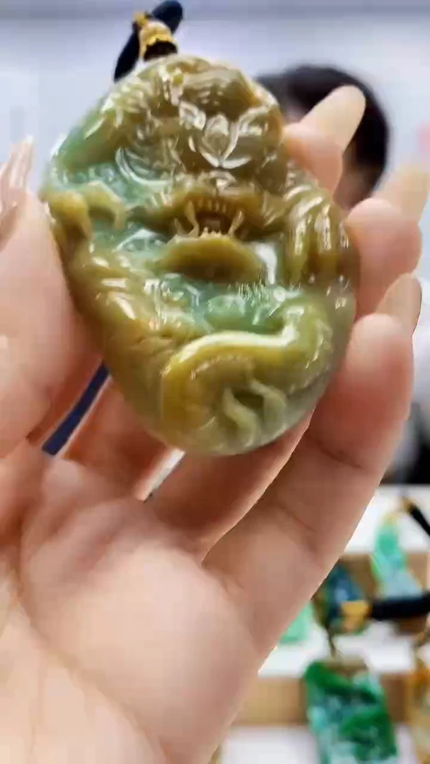 未镶嵌定制翡翠7**_5060ty-毛货挂件