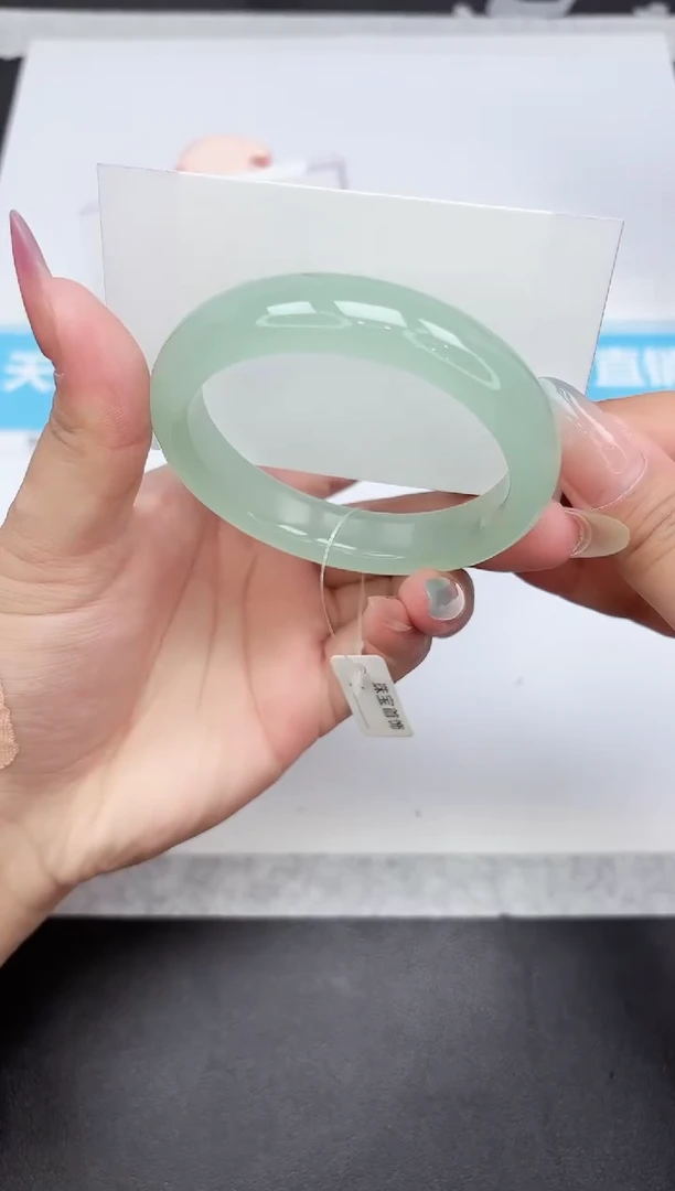 石英质玉手镯未镶嵌135-56.5