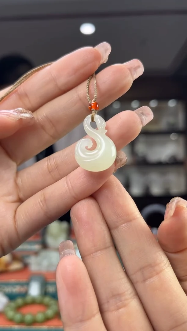 【闪购商品】和田玉颈饰未镶嵌1