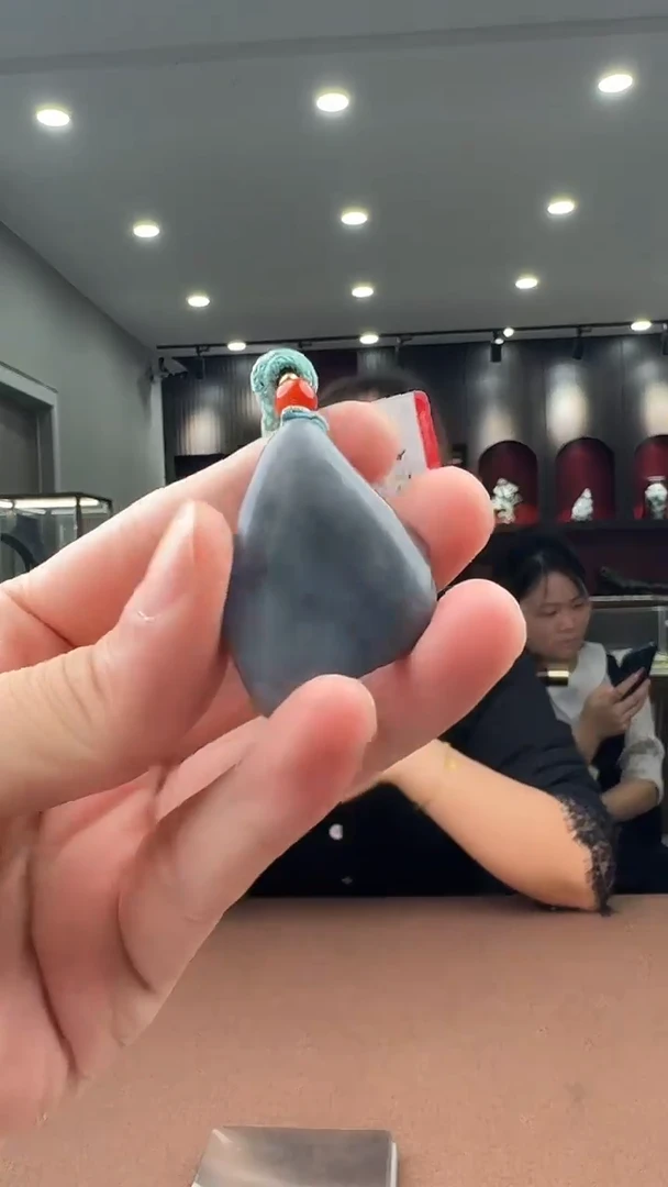 颈饰未镶嵌和田玉工厂清货，不退不换，多样性拍一发一