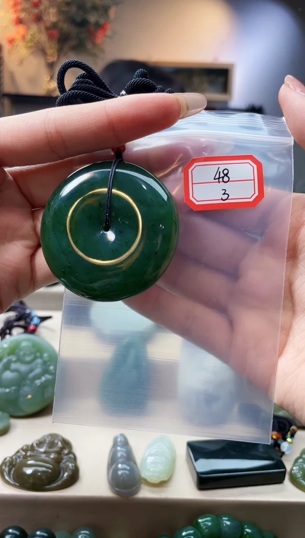 未镶嵌和田玉挂件会**鱼1