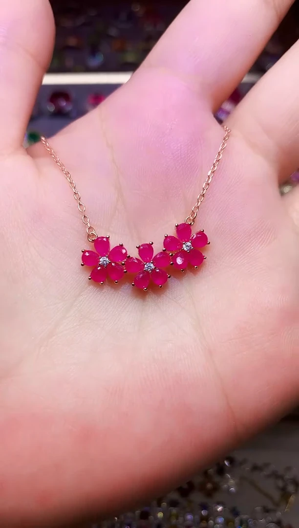 颈饰银S925镶嵌红宝石....