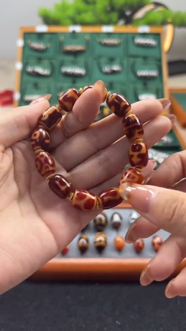 玛瑙/玉髓（覆膜）颈饰合金42.（微瑕随机发货）