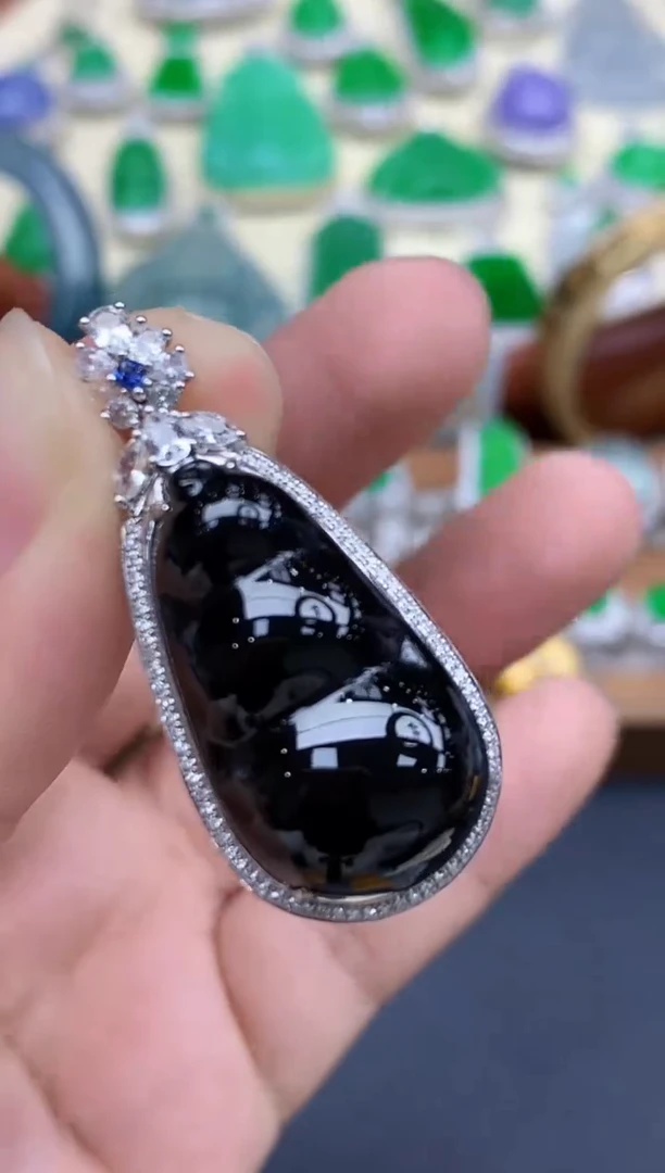 颈饰18K金镶嵌翡翠358-中国好珍宝