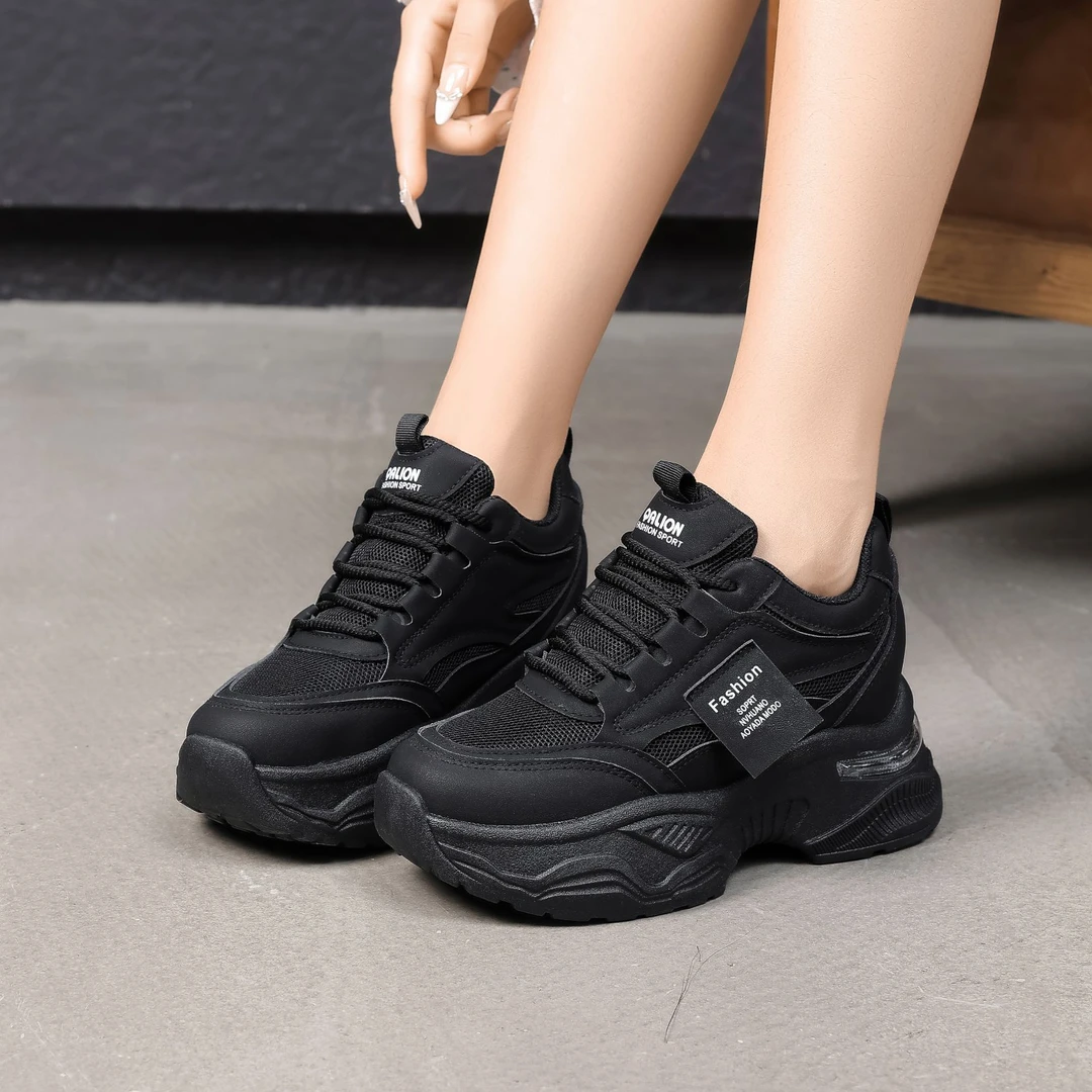 2025年秋季新款百搭内增高8cm透气时尚休闲增高防滑老爹鞋女跑鞋