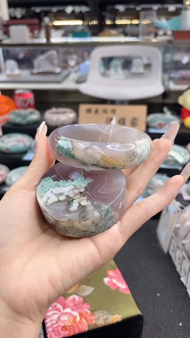 未镶嵌手镯石英质玉62圈口（赠品镯心）