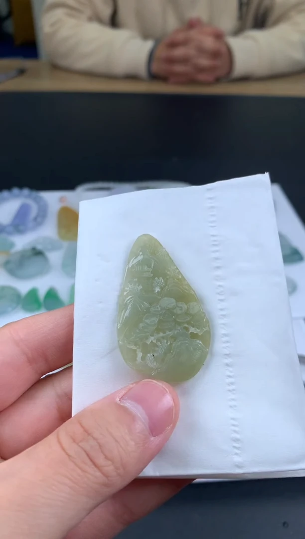 【闪购商品】定制翡翠未镶嵌翡翠