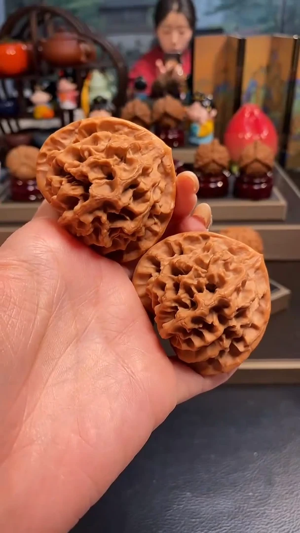 【闪购商品】文玩核桃把件H743帝王53