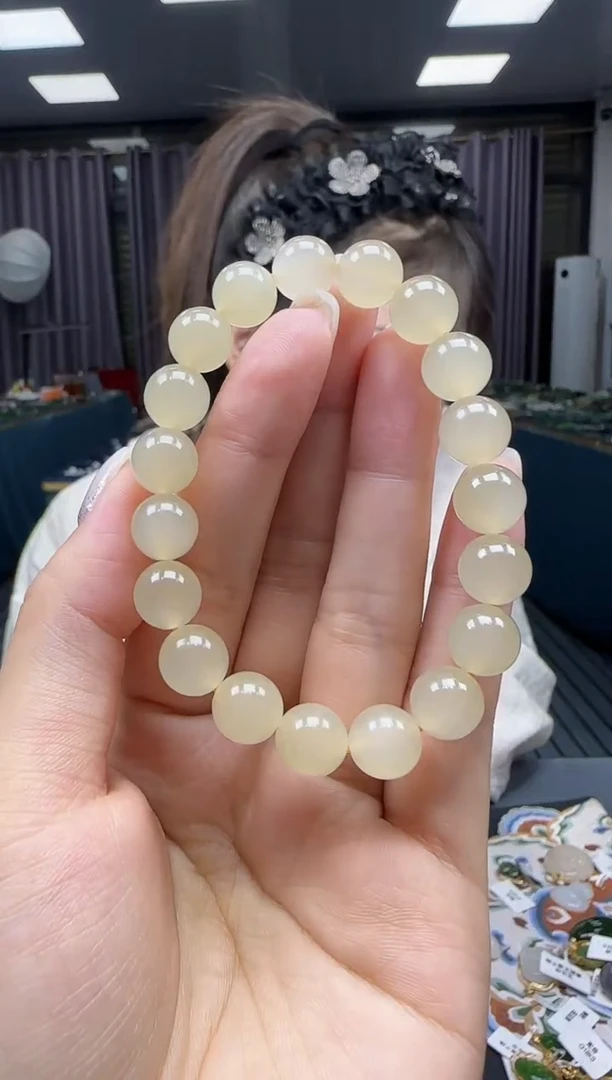 手串未镶嵌和田玉1