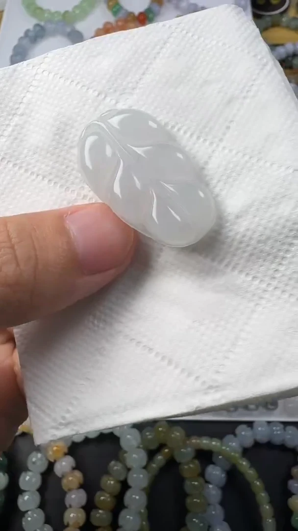 颈饰未镶嵌翡翠【闪购商品】 天然翡翠