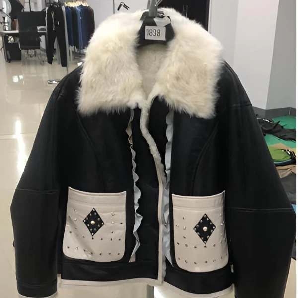 ZIKUO/紫阔新款设计感时尚羊皮毛一体  C02-7017