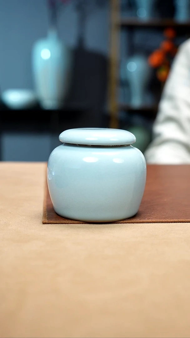 【闪购商品】摆件天青玲珑茶叶罐