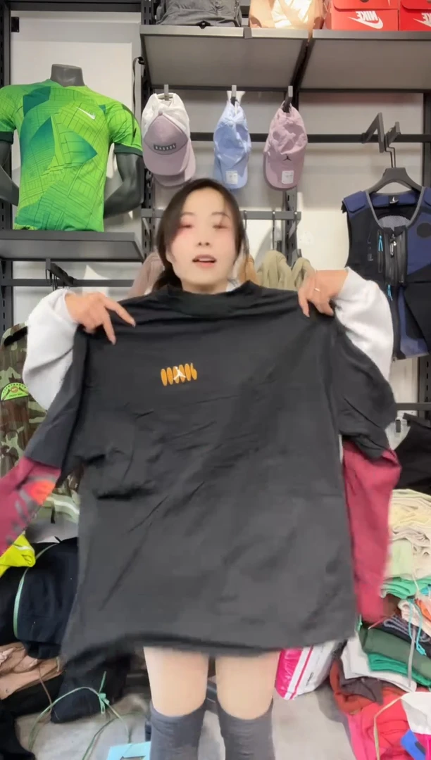 1062闪购编码 Nike/Jordan运动卫衣裤以直播间过款为准 尺码L