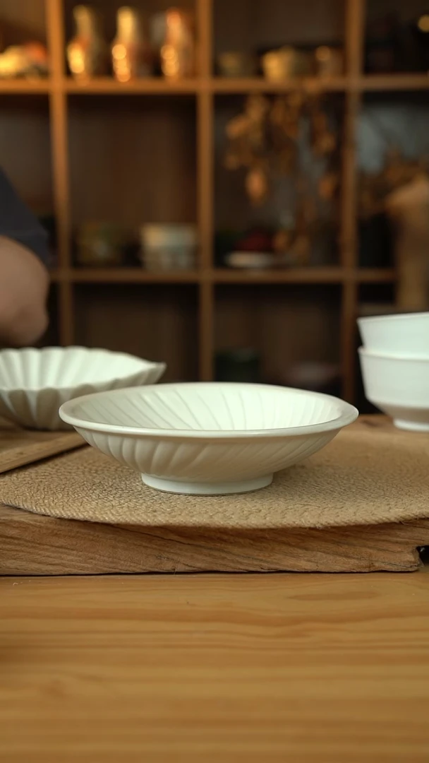 白色系列的8英寸螺纹盘1个