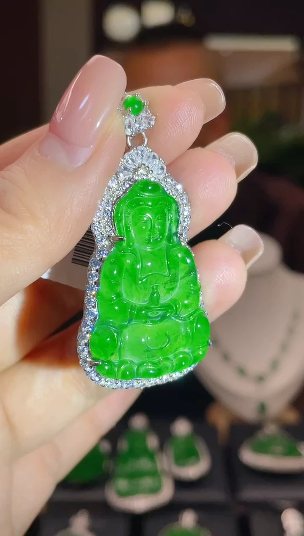 【闪购商品】翡翠颈饰未镶嵌翡翠吊坠