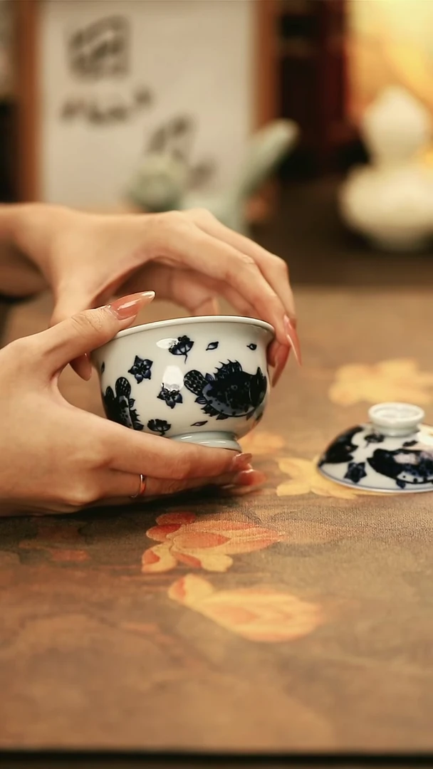 M604/古瓷造物/陶瓷青花鳜鱼盖碗