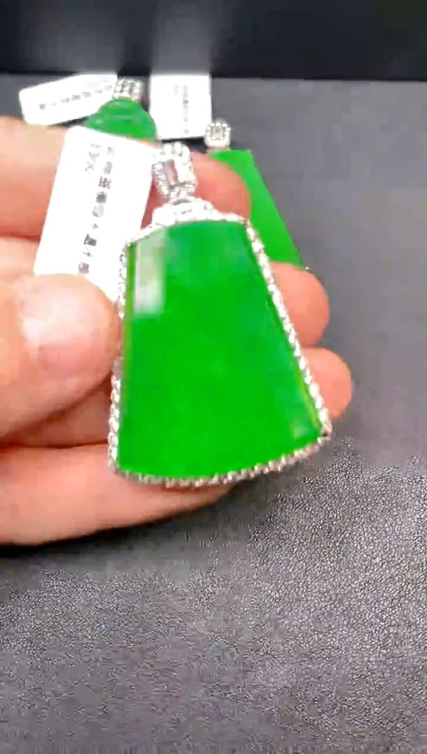 银S925镶嵌挂件翡翠吊坠