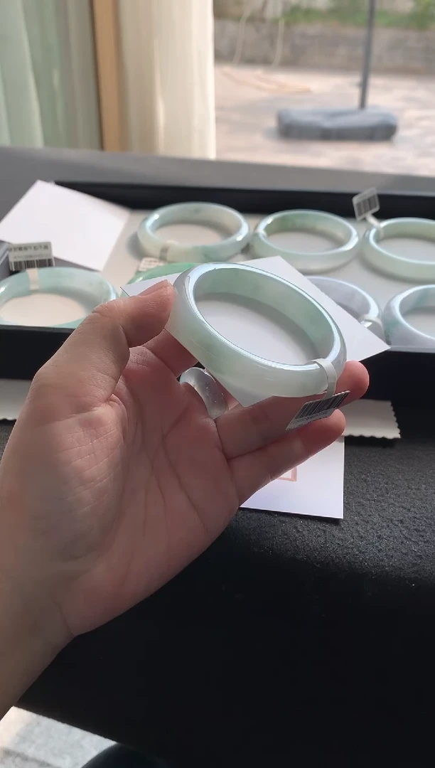 未镶嵌手镯翡翠54.8正圈买断Y2782